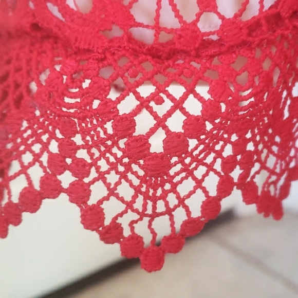 HIDDEN LABEL Red Crochet Lace Dress Short Sleeve - Picture 12 of 17